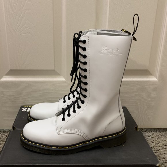 Sold - Rare Dr. Martens 1914 White Boots Size 10UK - Picture 4 of 7